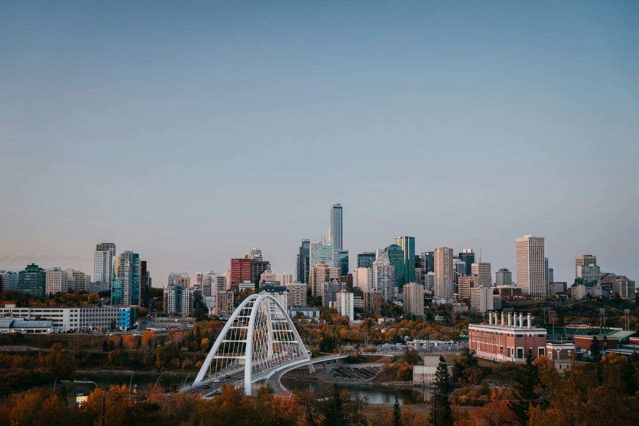 Moving to Edmonton from Toronto: What You Need to Know Before You Relocate